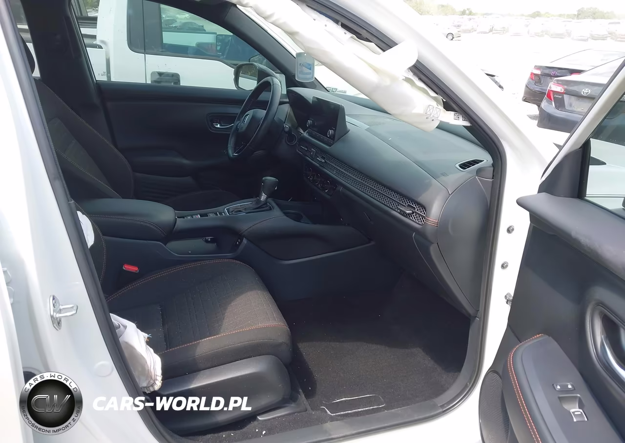 2025 Honda Hr-V Awd Sport VIN:3CZRZ2H56SM741949 - 5