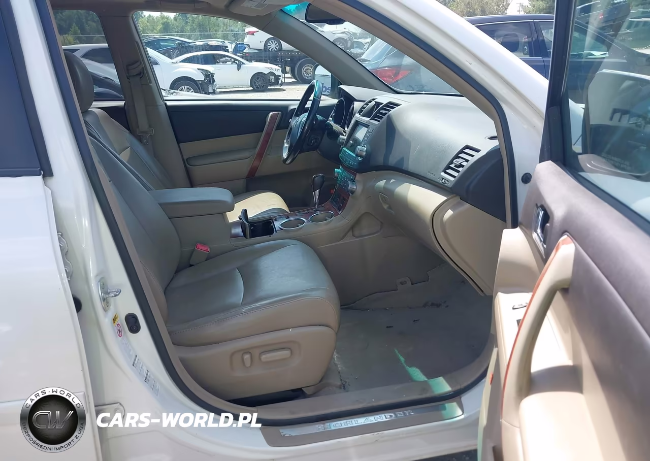 2010 Toyota Highlander Limited V6 VIN:5TDDK3EH1AS020932 - 5