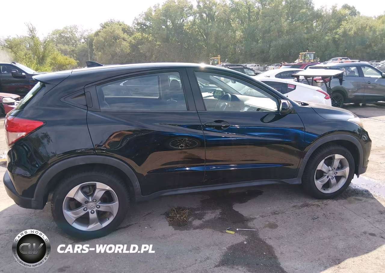 2018 Honda Hr-V Lx VIN:3CZRU6H38JG716391 - 13