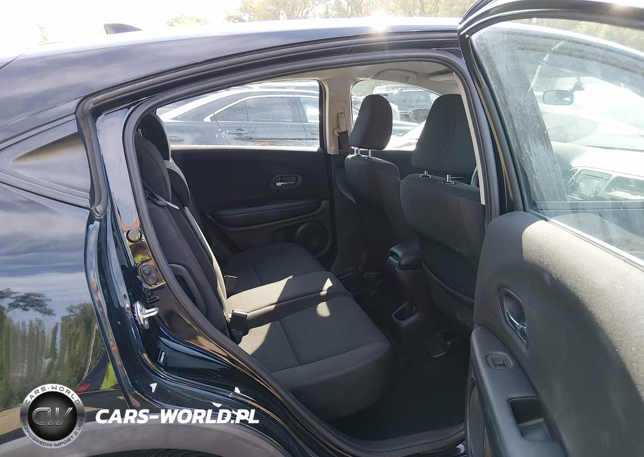 2018 Honda Hr-V Lx VIN:3CZRU6H38JG716391 - 8