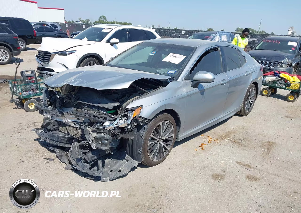 2019 Toyota Camry Se VIN:4T1B11HK6KU699448 - 2