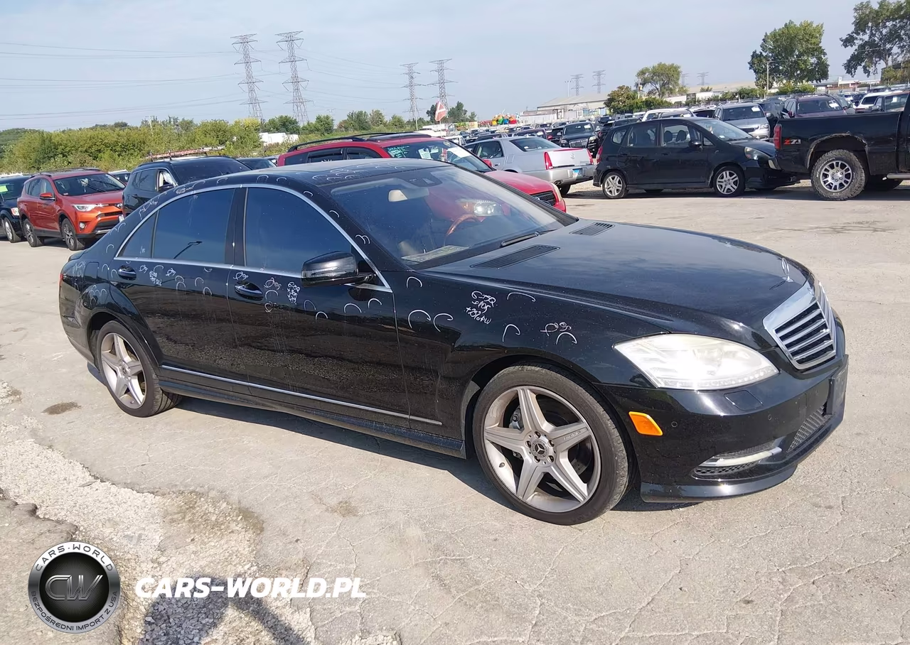 2011 Mercedes-Benz S 550 4Matic