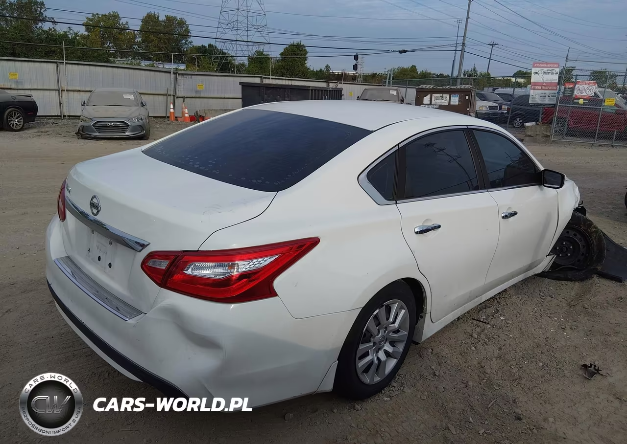 2017 Nissan Altima 2.5 S VIN:1N4AL3APXHC278347 - 4