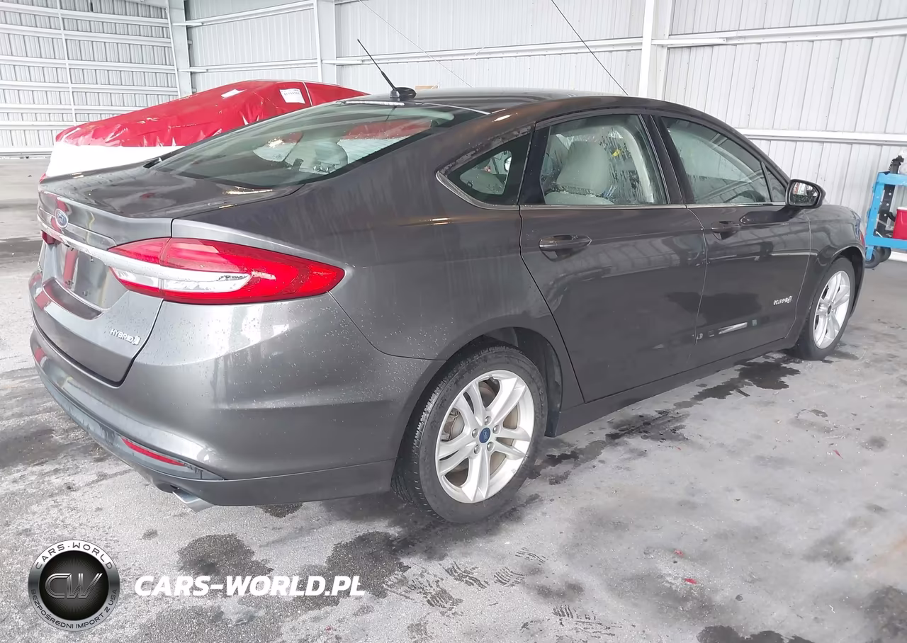 2018 Ford Fusion Hybrid S VIN:3FA6P0UU3JR271550 - 4