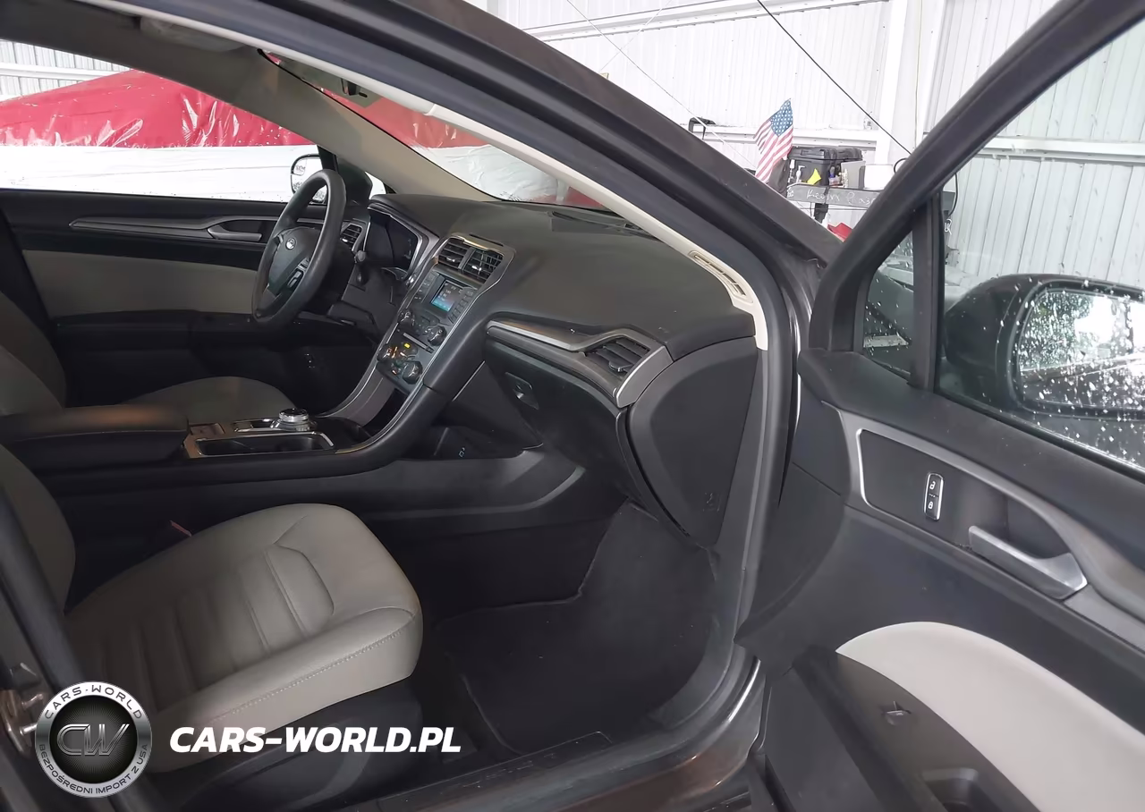 2018 Ford Fusion Hybrid S VIN:3FA6P0UU3JR271550 - 5