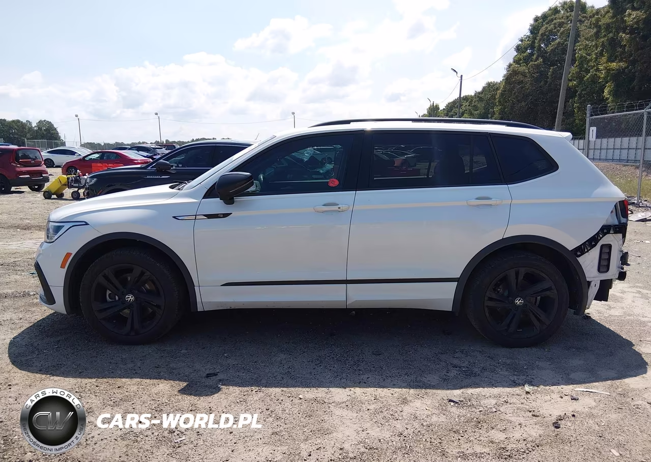 2024 Volkswagen Tiguan 2.0T Se R-Line Black VIN:3VVCB7AX5RM125597 - 15