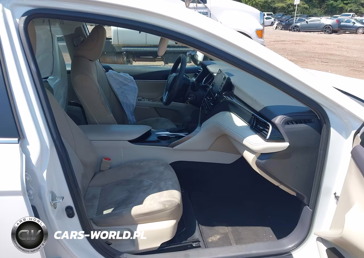 2021 Toyota Camry Le VIN:4T1C11AK3MU498124 - 5