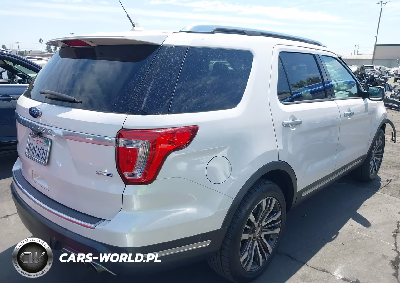 2019 Ford Explorer Platinum VIN:1FM5K8HT8KGA09323 - 4