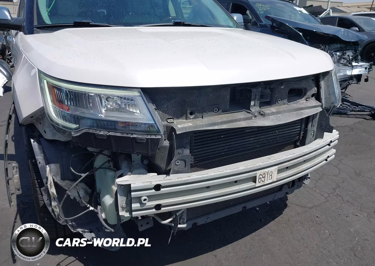 2019 Ford Explorer Platinum VIN:1FM5K8HT8KGA09323 - 6