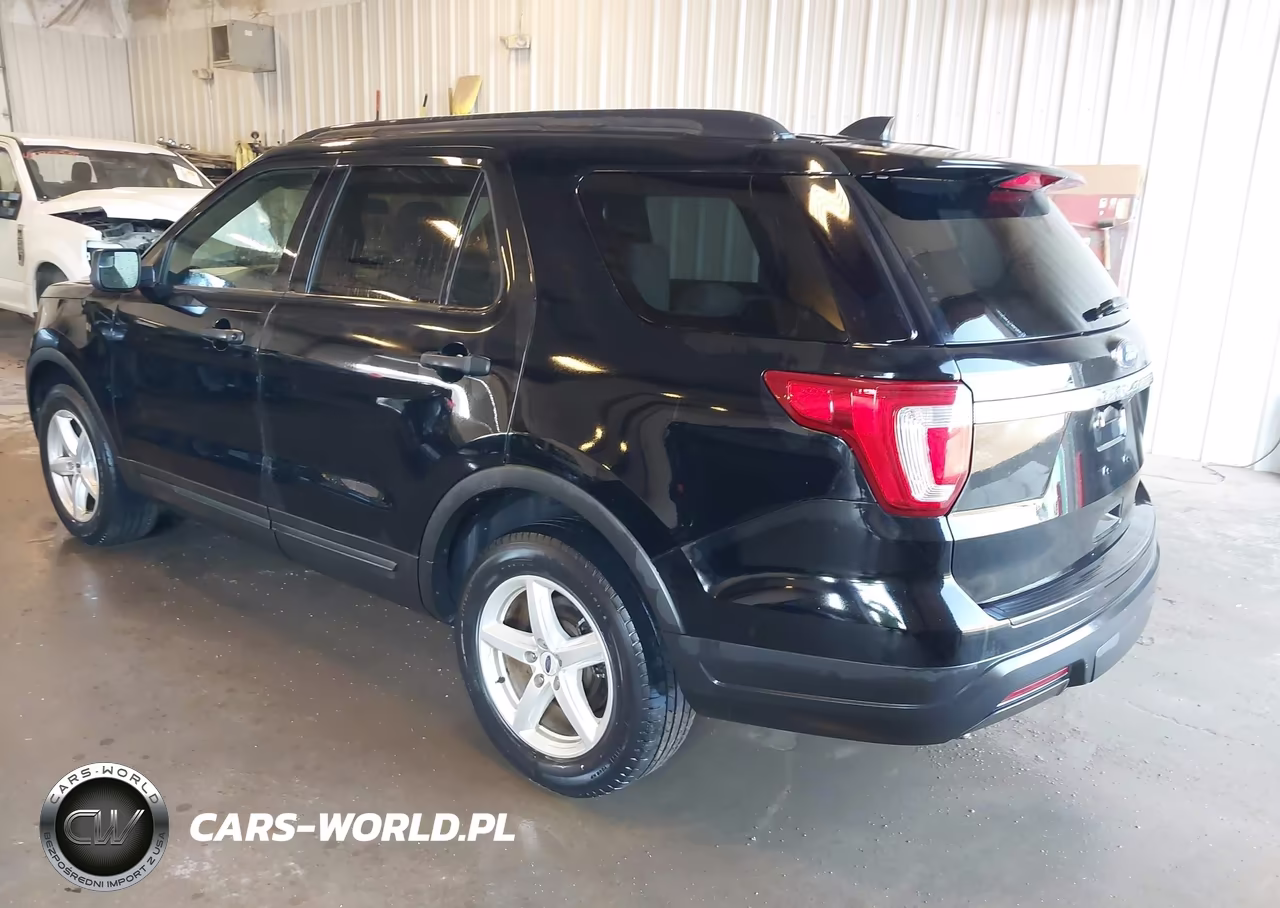 2018 Ford Explorer VIN:1FM5K8B83JGC45459 - 3