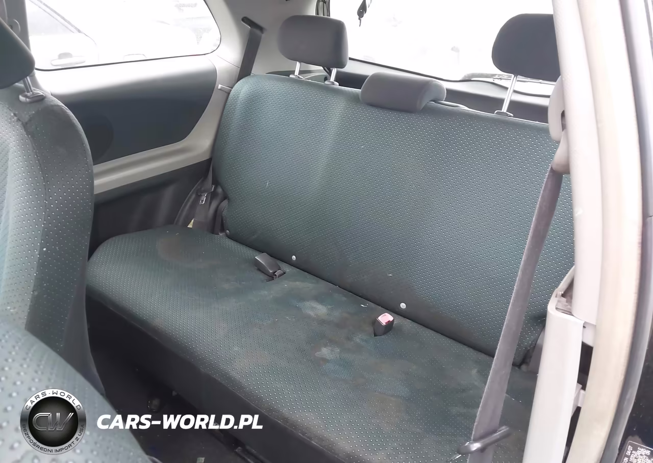 2007 Toyota Yaris VIN:JTDJT923X75119758 - 8