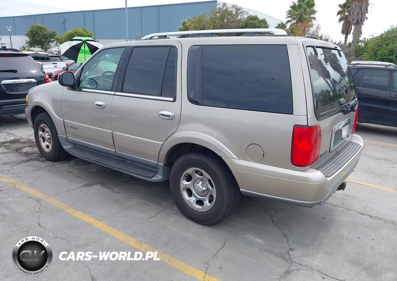 2002 Lincoln Navigator VIN:5LMFU28R82LJ13721 - 3