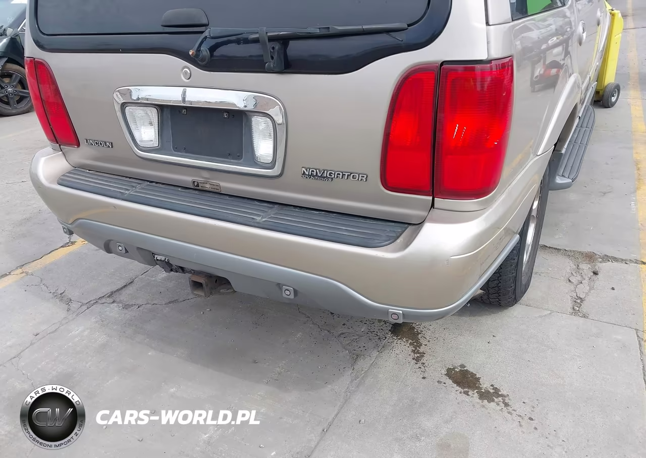 2002 Lincoln Navigator VIN:5LMFU28R82LJ13721 - 6