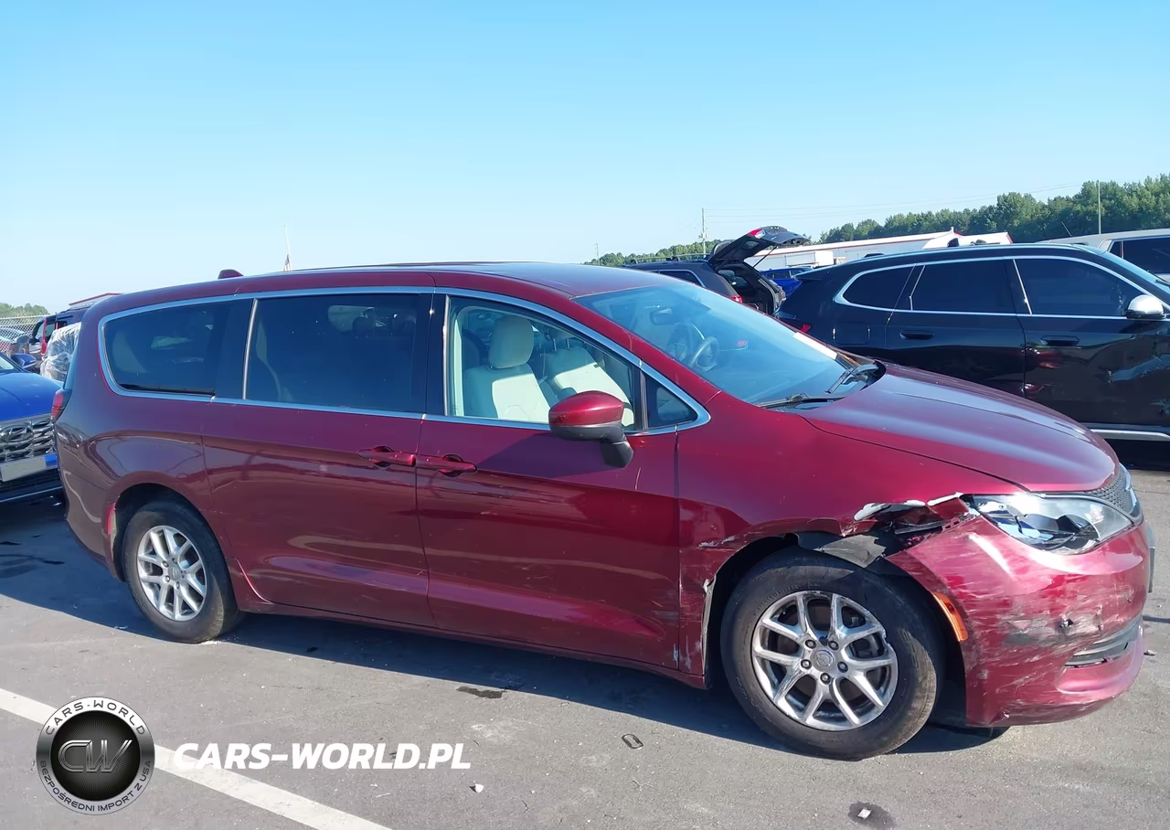 2017 Chrysler Pacifica Lx VIN:2C4RC1CG9HR657622 - 13