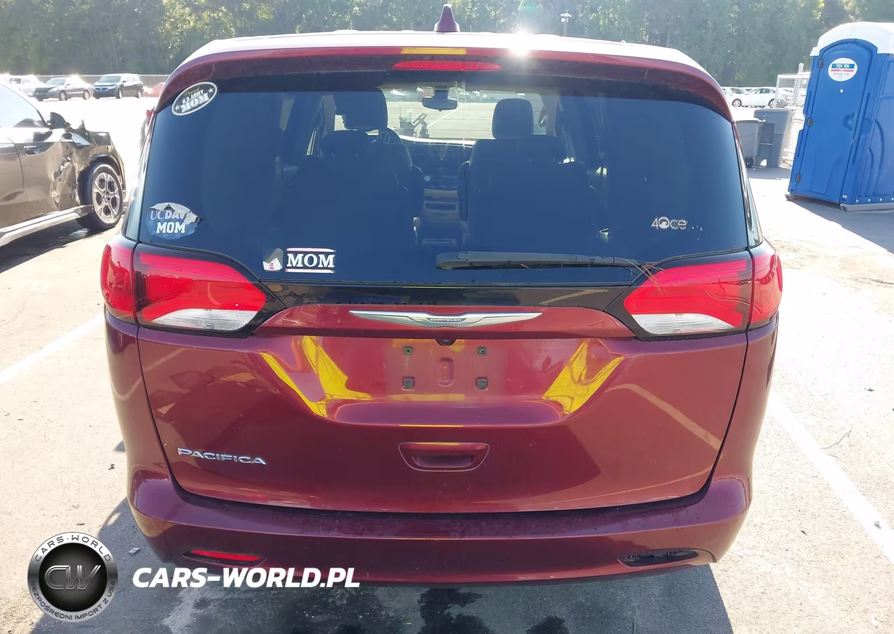 2017 Chrysler Pacifica Lx VIN:2C4RC1CG9HR657622 - 16