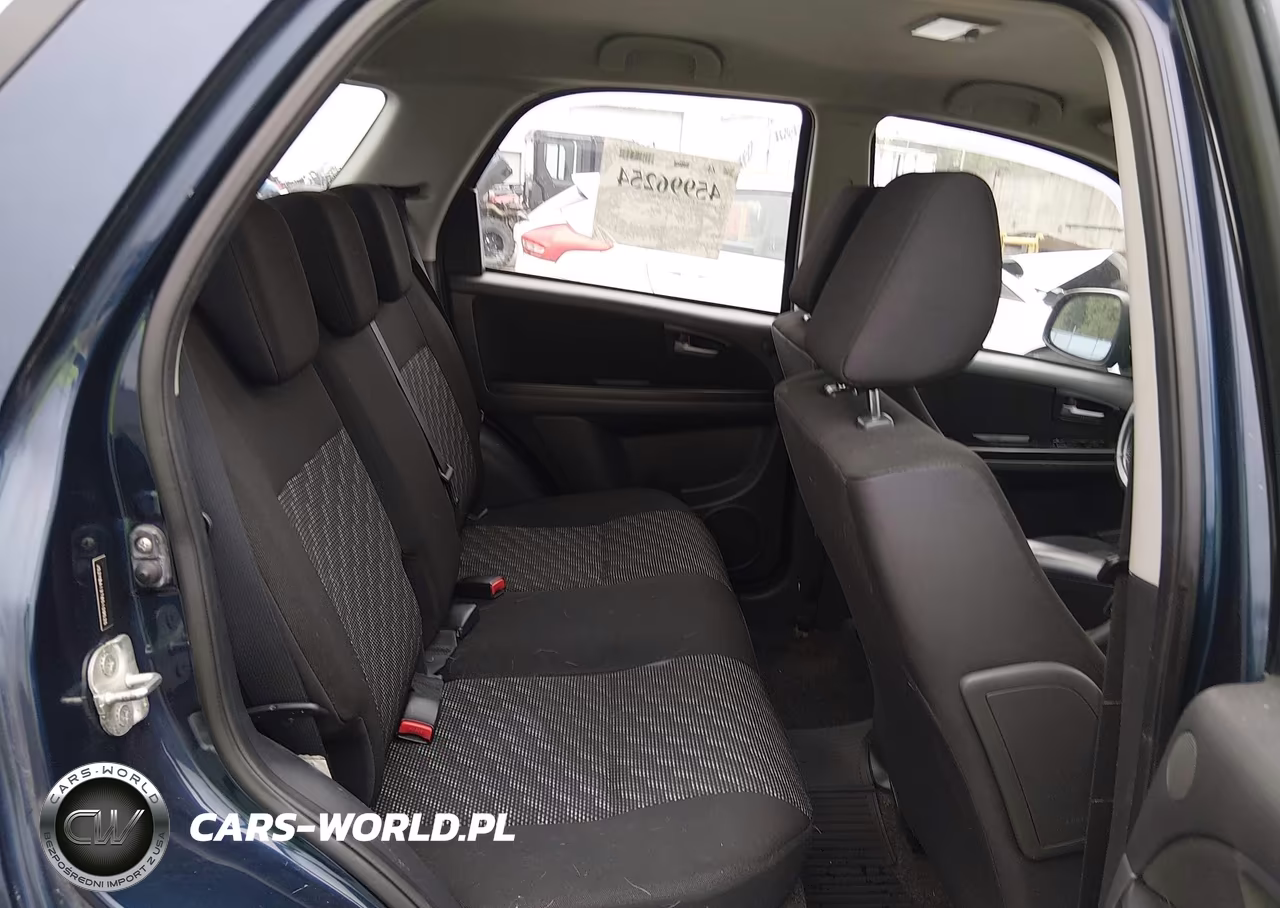2008 Suzuki Sx4 Convenience-Touring VIN:JS2YB413785109525 - 8