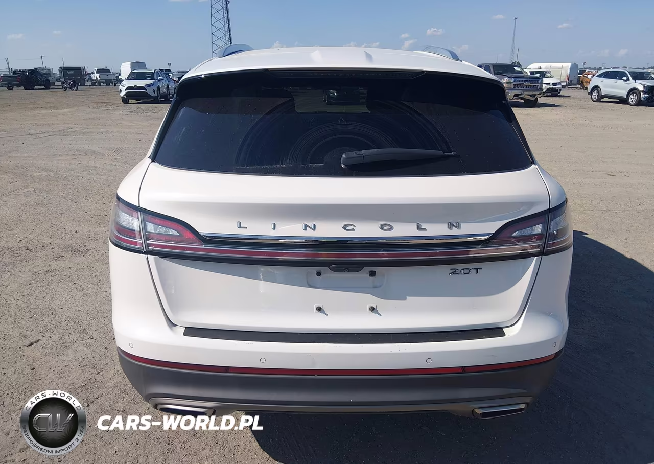 2020 Lincoln Nautilus Standard VIN:2LMPJ6J90LBL10325 - 16