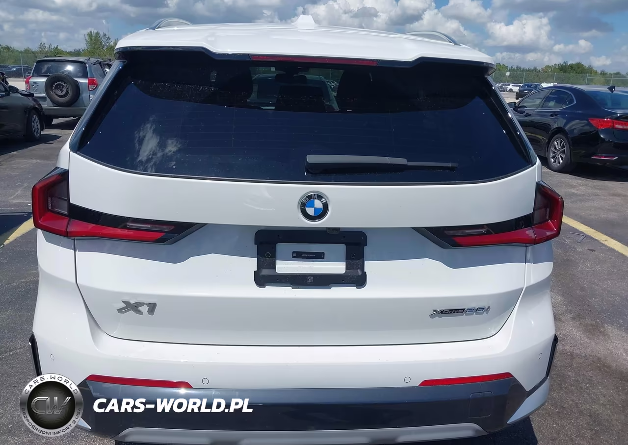 2026 BMW X1 xDrive28I VIN:WBX73EF03T5572703 - 16