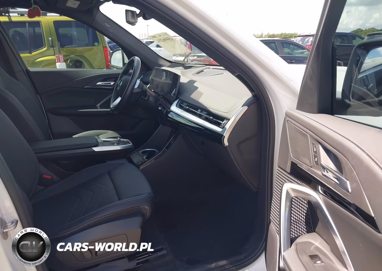 2026 BMW X1 xDrive28I VIN:WBX73EF03T5572703 - 5
