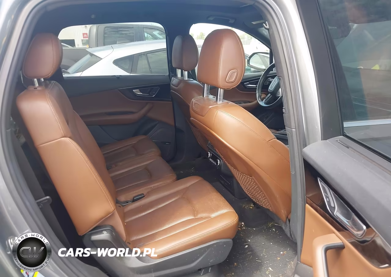 2017 Audi Q7 3.0T Premium VIN:WA1VAAF73HD000523 - 8