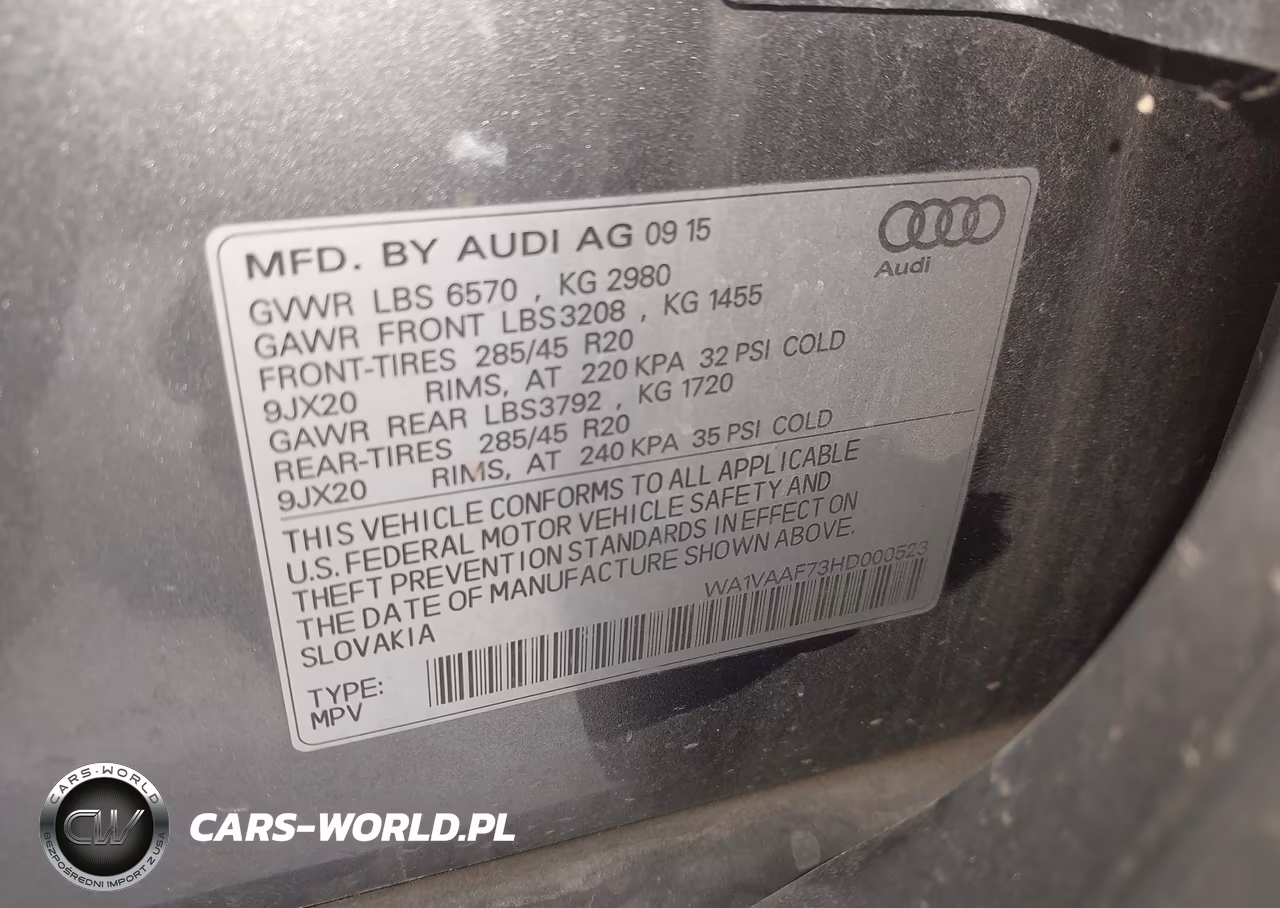 2017 Audi Q7 3.0T Premium VIN:WA1VAAF73HD000523 - 9