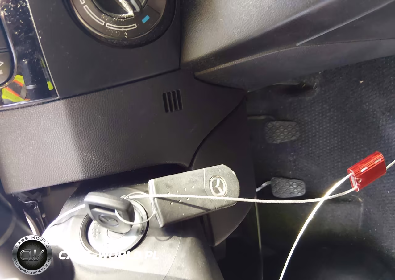2012 Mazda Mazda2 Sport VIN:JM1DE1KYXC0139536 - 11