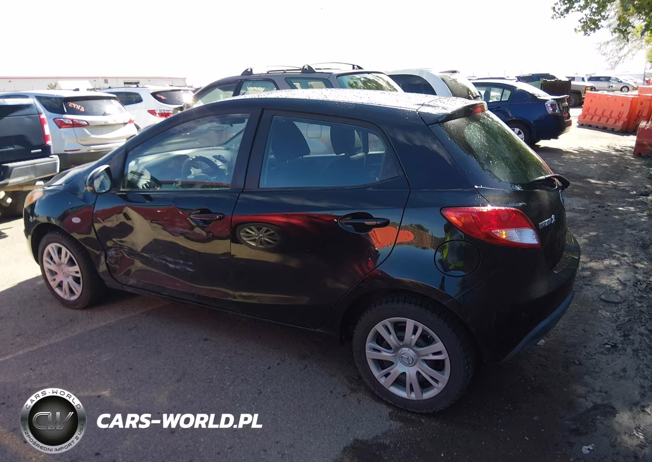 2012 Mazda Mazda2 Sport VIN:JM1DE1KYXC0139536 - 3