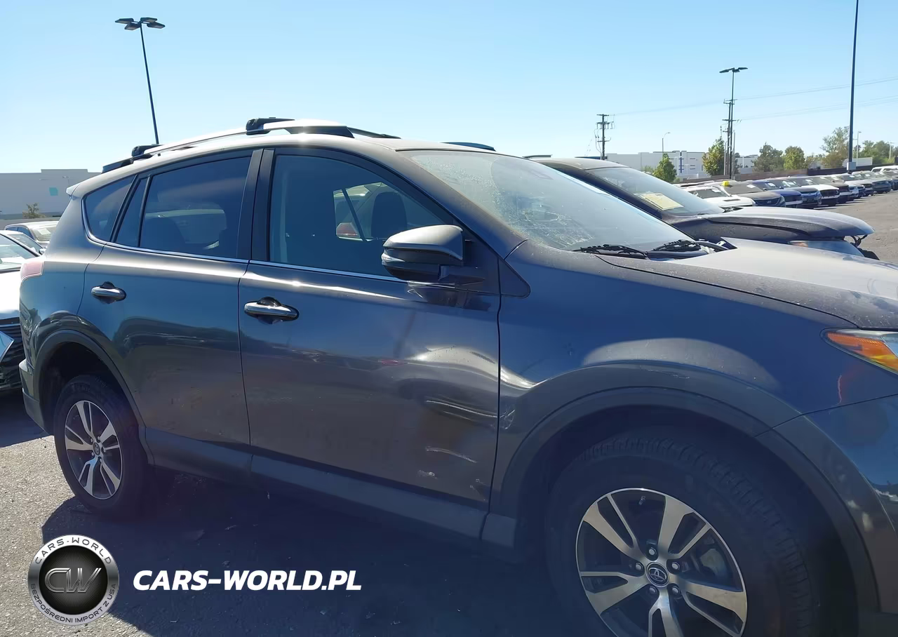 2018 Toyota Rav4 Xle VIN:JTMWFREV2JJ740291 - 13