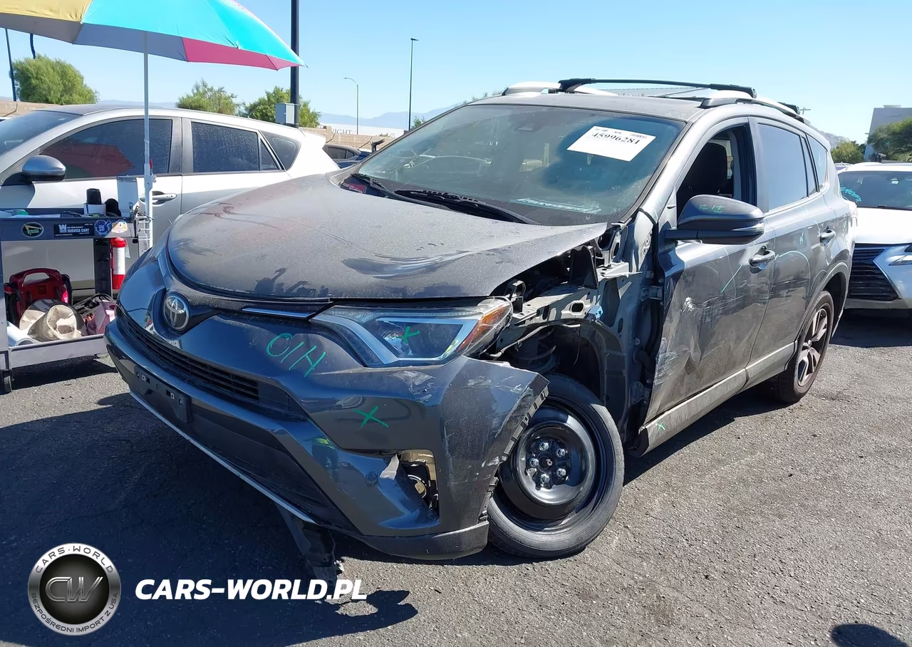 2018 Toyota Rav4 Xle VIN:JTMWFREV2JJ740291 - 2