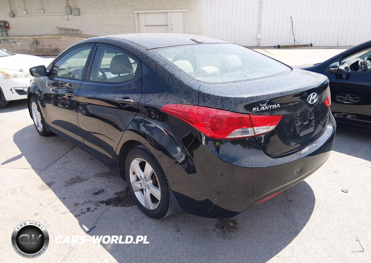 2013 Hyundai Elantra Gls VIN:5NPDH4AE9DH186187 - 3