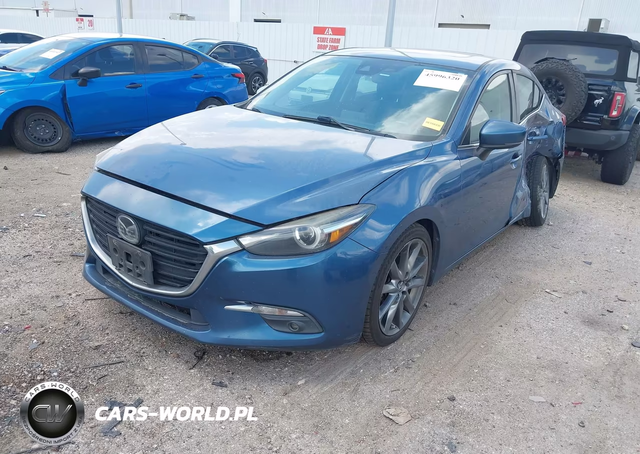 2018 Mazda Mazda3 Grand Touring VIN:3MZBN1W38JM166327 - 2