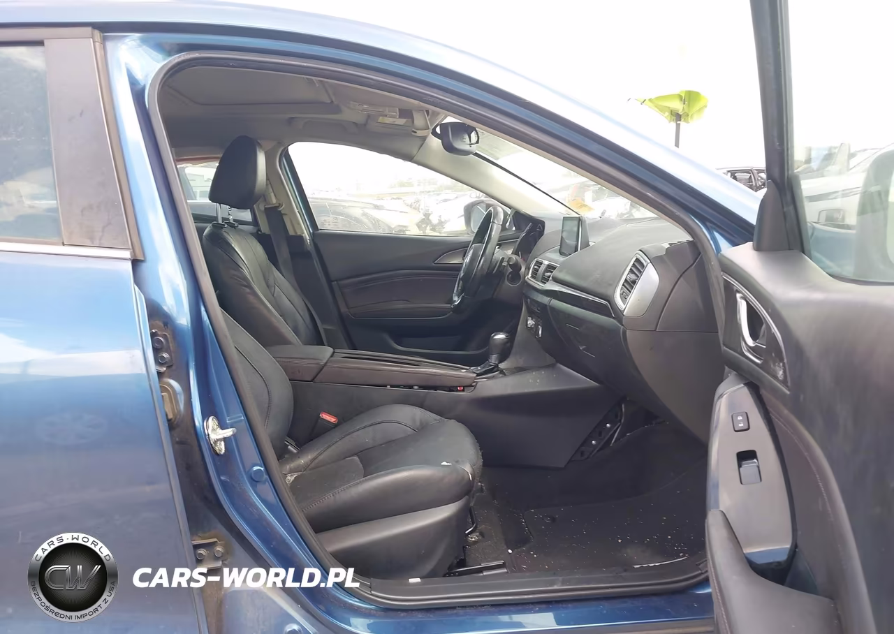2018 Mazda Mazda3 Grand Touring VIN:3MZBN1W38JM166327 - 5