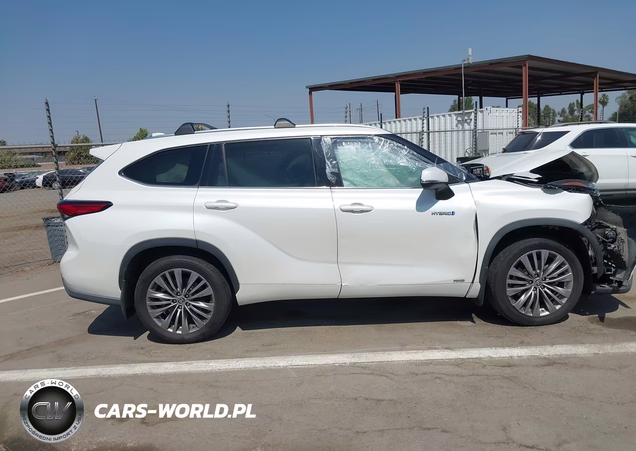 2020 Toyota Highlander Hybrid Platinum VIN:5TDEBRCH1LS010088 - 13