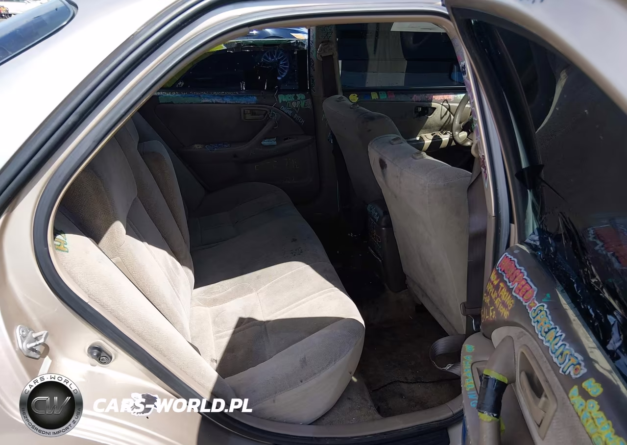 2001 Toyota Camry Ce VIN:4T1BG22K81U839057 - 8