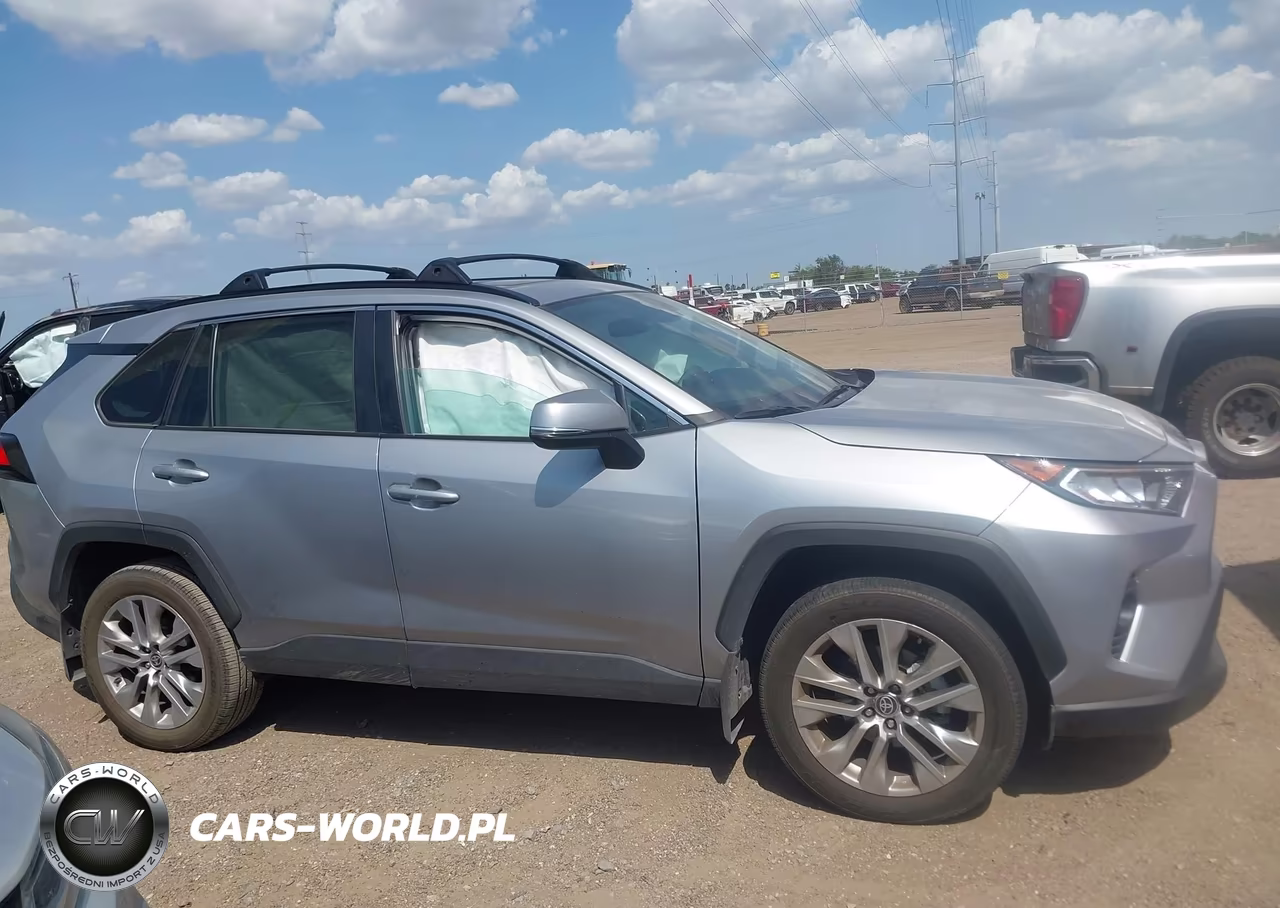 2021 Toyota Rav4 Xle Premium VIN:2T3C1RFV7MC166083 - 13