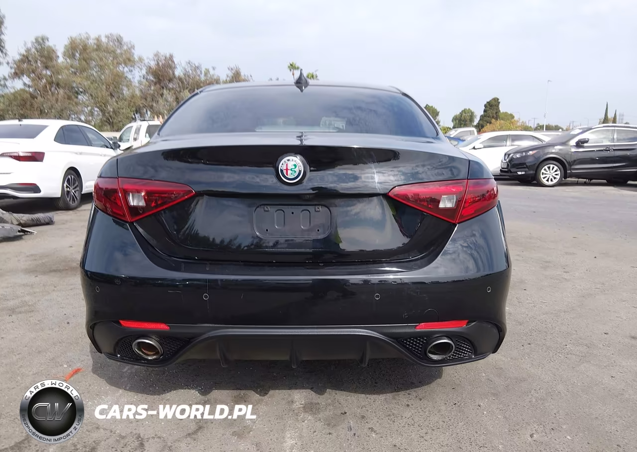 2017 Alfa Romeo Giulia Ti Rwd VIN:ZARFAECN3H7556839 - 16