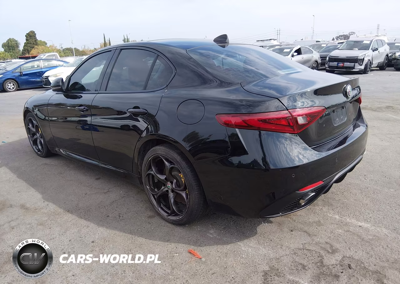 2017 Alfa Romeo Giulia Ti Rwd VIN:ZARFAECN3H7556839 - 3