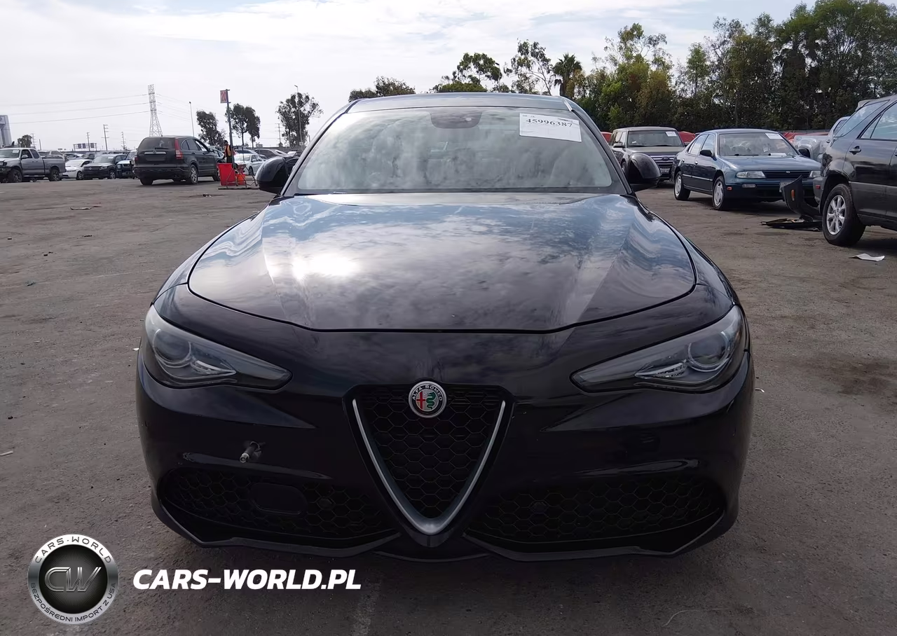 2017 Alfa Romeo Giulia Ti Rwd VIN:ZARFAECN3H7556839 - 6