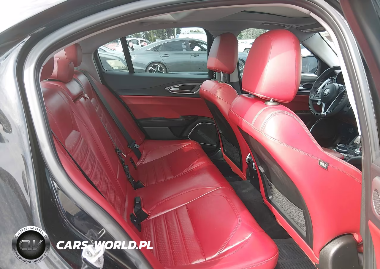 2017 Alfa Romeo Giulia Ti Rwd VIN:ZARFAECN3H7556839 - 8