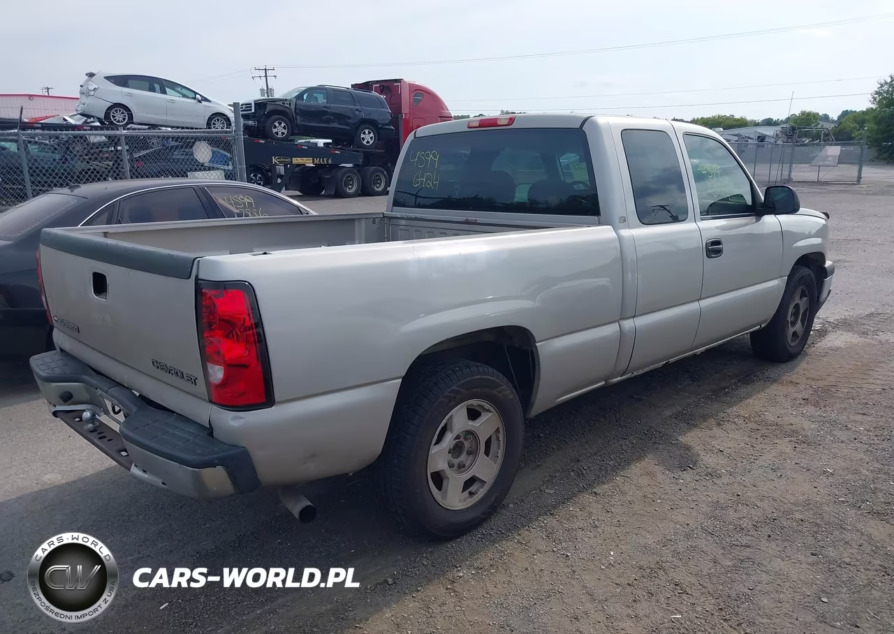 2007 Chevrolet Silverado 1500 Classic Work Truck VIN:1GCEC19X07Z124729 - 4