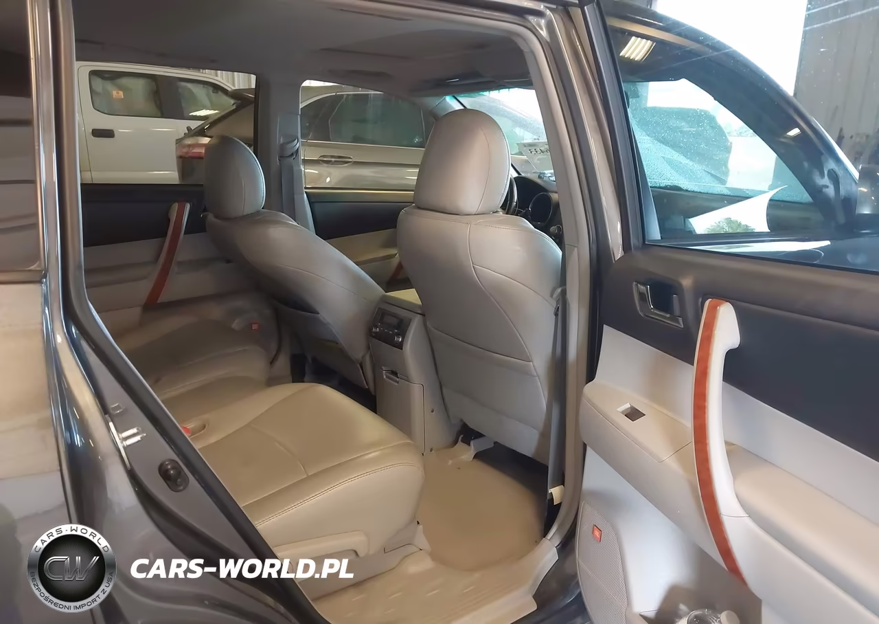 2010 Toyota Highlander Limited V6 VIN:5TDDK3EH0AS031369 - 8