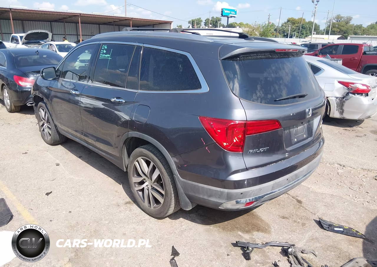 2017 Honda Pilot Elite VIN:5FNYF6H07HB065501 - 3