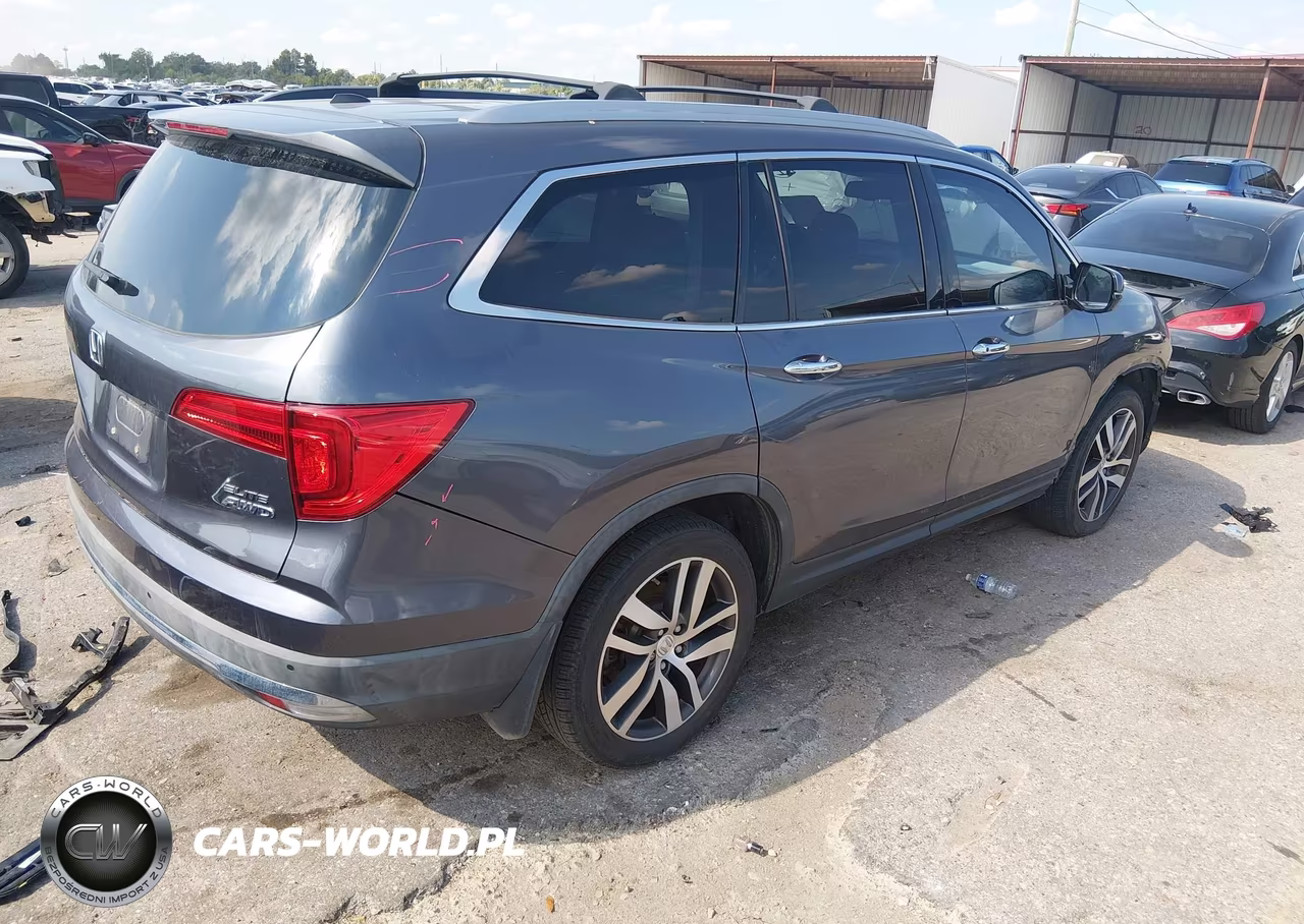 2017 Honda Pilot Elite VIN:5FNYF6H07HB065501 - 4