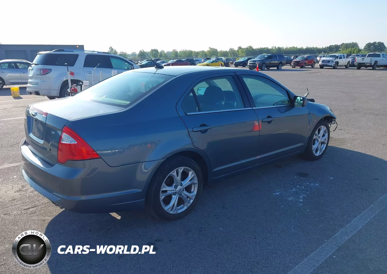 2012 Ford Fusion Se VIN:3FAHP0HA0CR262977 - 4