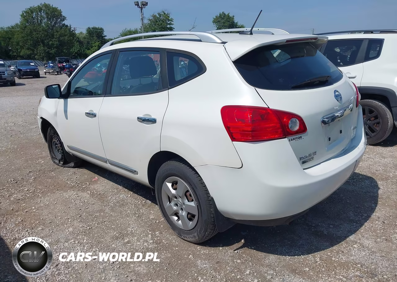 2015 Nissan Rogue Select S VIN:JN8AS5MV7FW768909 - 3