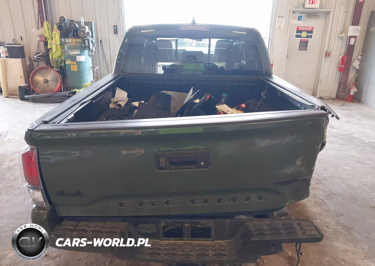 2020 Toyota Tacoma Trd Pro VIN:5TFCZ5AN0LX213777 - 16