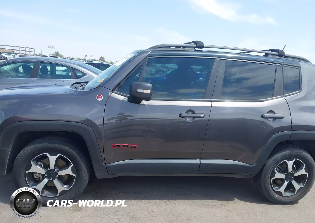 2021 Jeep Renegade Trailhawk 4X4 VIN:ZACNJDC11MPM40532 - 14