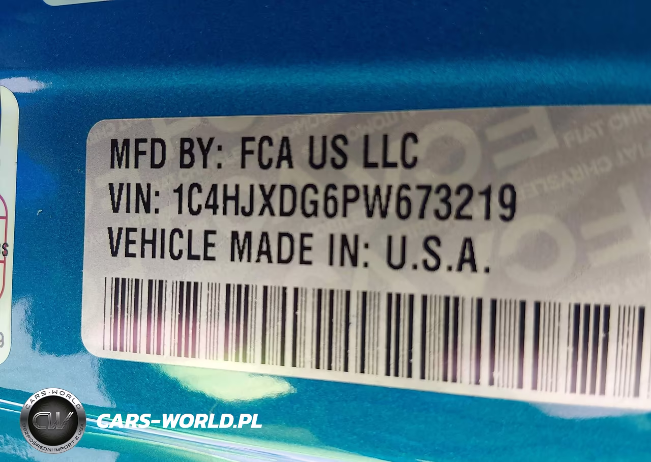 2023 Jeep Wrangler 4-Door High Tide 4X4 VIN:1C4HJXDG6PW673219 - 9
