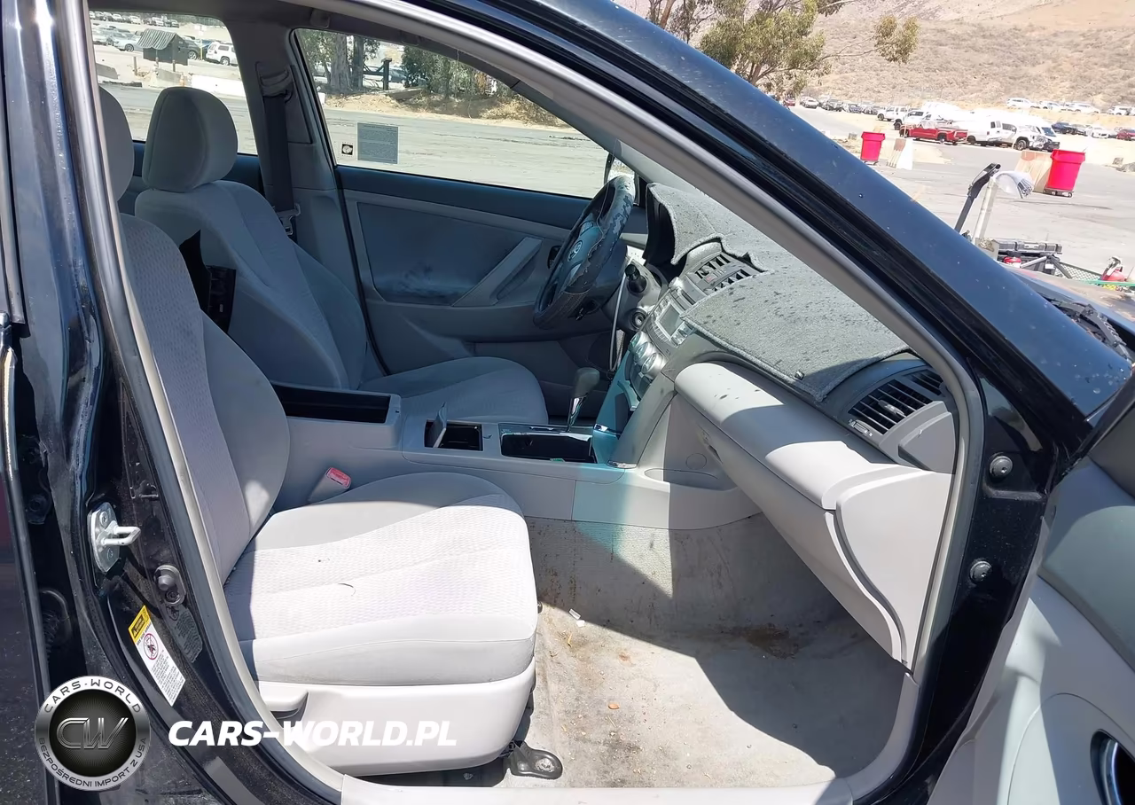 2010 Toyota Camry Le VIN:4T1BF3EK8AU533772 - 5