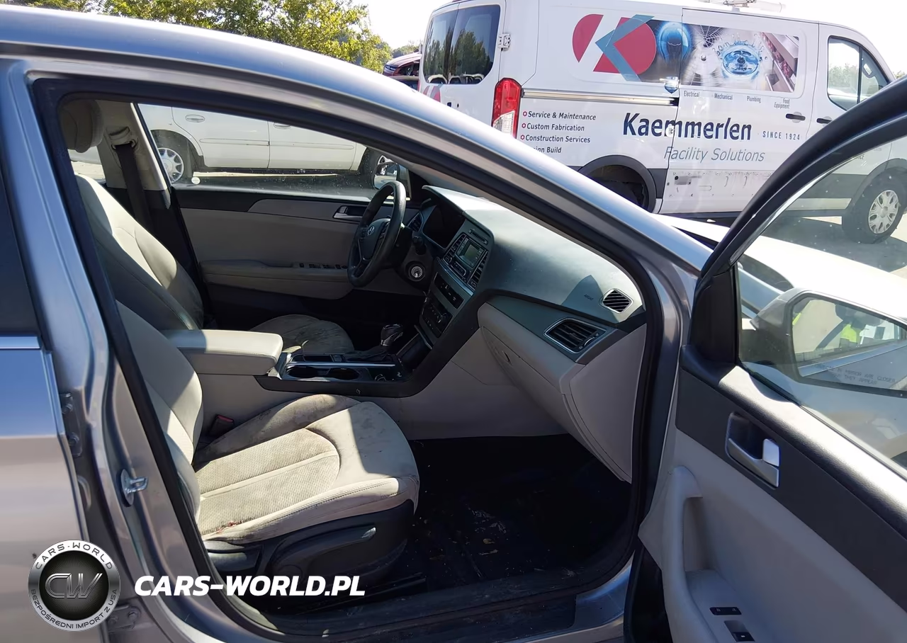 2015 Hyundai Sonata Se VIN:5NPE24AFXFH065900 - 4